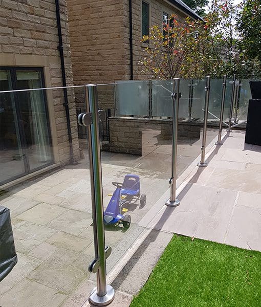 glass-clamp-balustrade-block