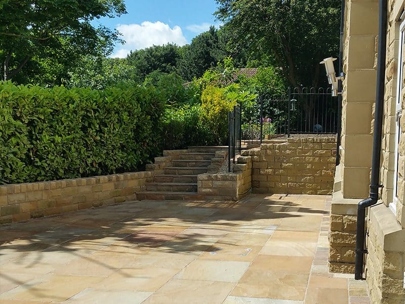 Low-Maintenance Planting Schemes